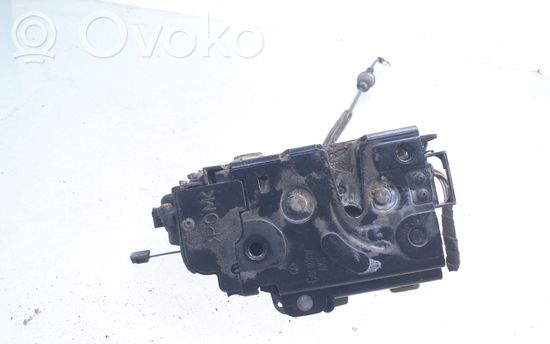 Volkswagen Golf IV Rear door lock 3B4839015A