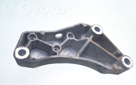 Volkswagen PASSAT B6 Gearbox mounting bracket 1K0199117
