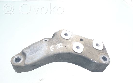Volkswagen PASSAT B6 Gearbox mounting bracket 1K0199117