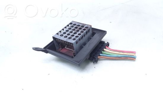 Mercedes-Benz Vito Viano W639 Heater blower motor/fan resistor A0018216560
