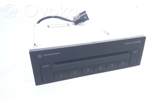 Volkswagen PASSAT B6 CD/DVD changer 3C0035110