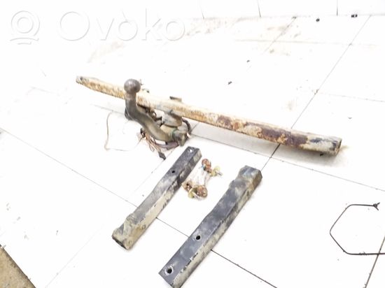 Mercedes-Benz E W210 Tow bar set A2103100337