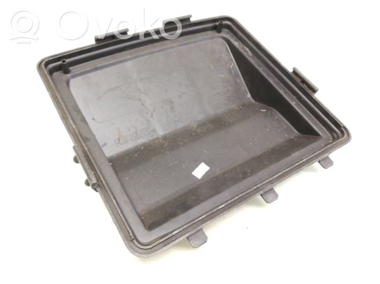 Mercedes-Benz Vito Viano W639 Battery box tray cover/lid A6395450003