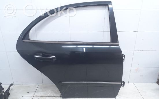 Mercedes-Benz E W211 Rear door