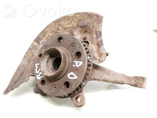 Volkswagen PASSAT B4 Front wheel hub spindle knuckle