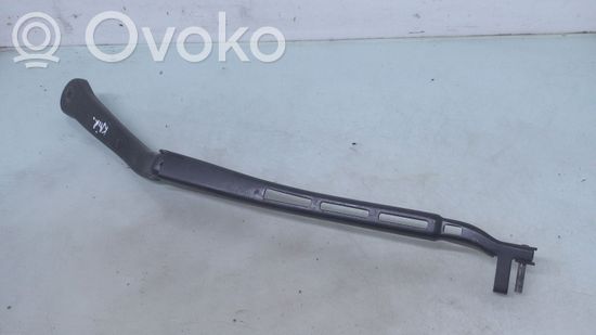 BMW 3 E90 E91 Front wiper blade arm 7171839