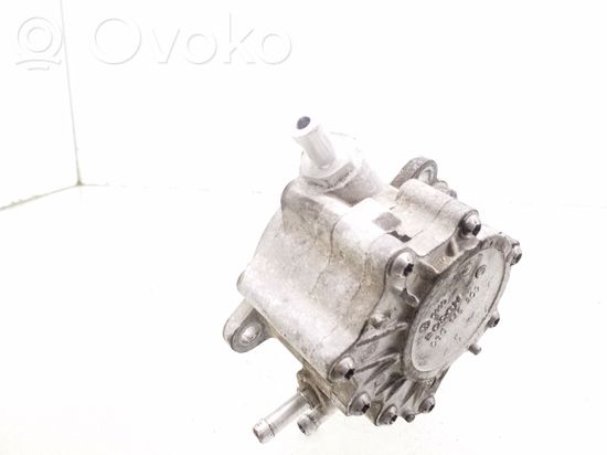 Audi A4 S4 B7 8E 8H Vacuum pump 03G145209D