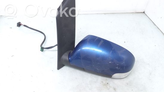 Volkswagen Touran I Front door electric wing mirror 010744