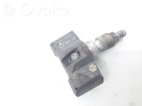 Mercedes-Benz E W210 Tire pressure sensor 0008223306
