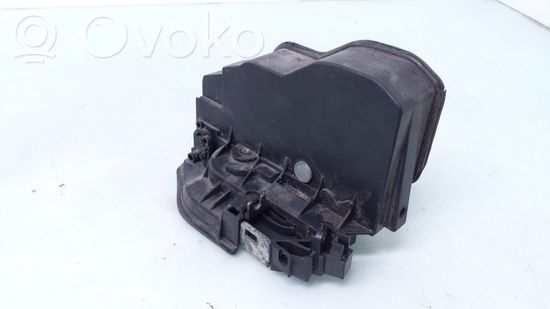 BMW 5 E60 E61 Rear door lock 7154630