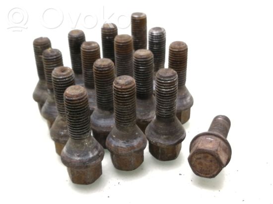BMW 5 E60 E61 Nuts/bolts