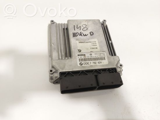 BMW 3 E46 Engine control unit/module DDE7792024 0281010565 7792024