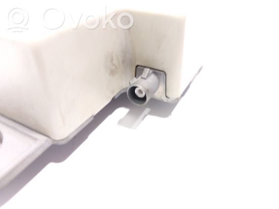 BMW 5 E60 E61 Aerial antenna amplifier 693502401 21367510