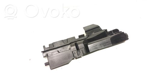 BMW 3 E46 Radiator mount bracket 155985548 1436246 51718201161