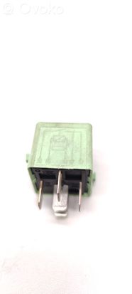 BMW 3 E46 Other relay 61368373700