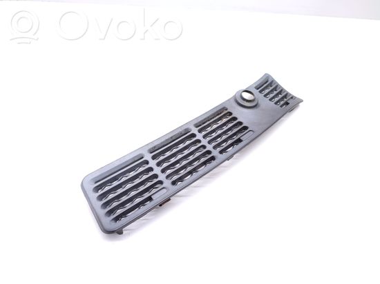 BMW 3 E30 Wiper trim 1904571