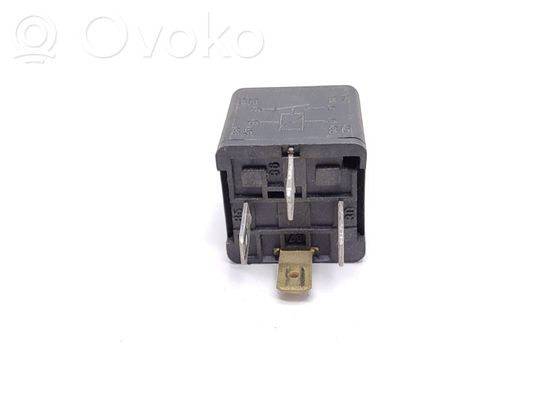 BMW 3 E30 Other relay 00351008
