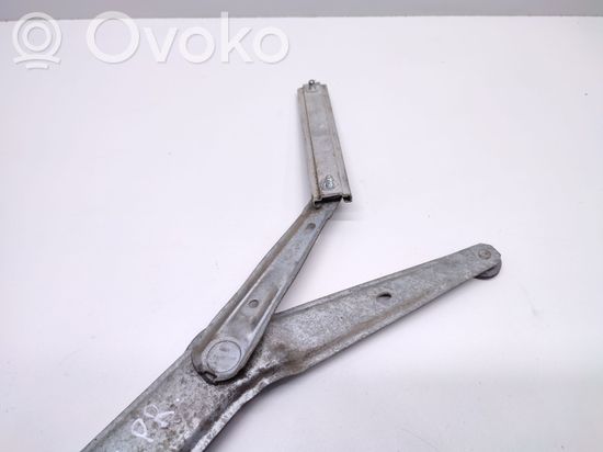 BMW 3 E30 Front door manual window regulator 19323930 5132