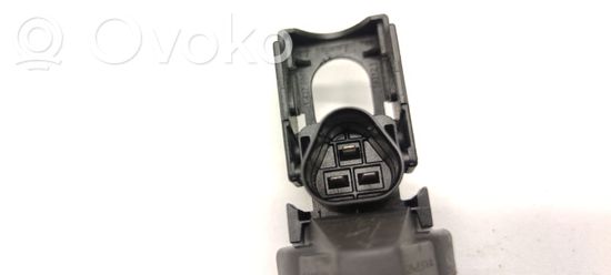BMW 3 E46 High voltage ignition coil 28114820 861615301