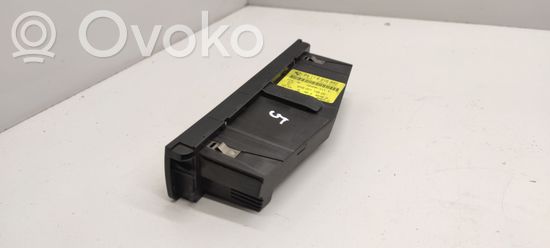 BMW 3 E46 Climate control unit 64116916882 5HB00773820