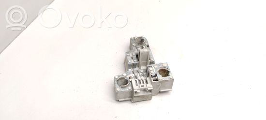 BMW 3 E46 Tail light bulb cover holder 8368761