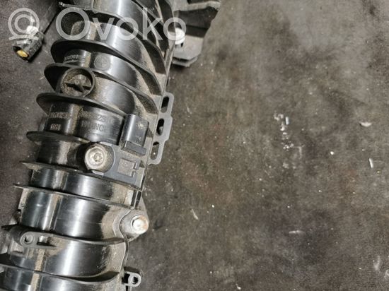BMW 3 E90 E91 Intake manifold 7810765 7807991 8506406