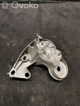 Audi A6 S6 C6 4F Engine mounting bracket 4F0199352M