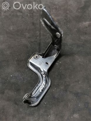 Audi A6 S6 C6 4F Intercooler pipe mounting bracket 4F0145814