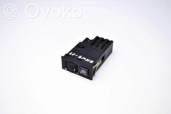 BMW 5 E39 Seat heating switch 8352259