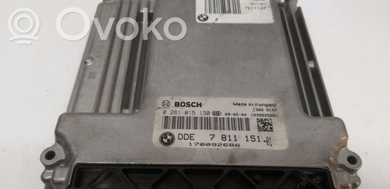 BMW 3 E90 E91 Engine control unit/module 0281015130 7811151