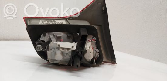 Audi A4 S4 B7 8E 8H Tailgate rear/tail lights 8E9945094