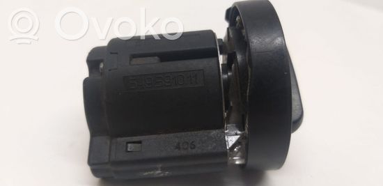 BMW 5 E39 Light switch 61318363683 530693