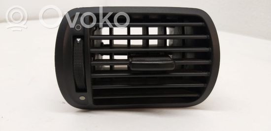 Audi A3 S3 8L Quarter panel pressure vent 8L0820901