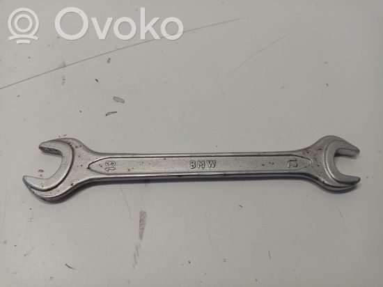 BMW X5 E53 Tool set 71111126148 71110149273