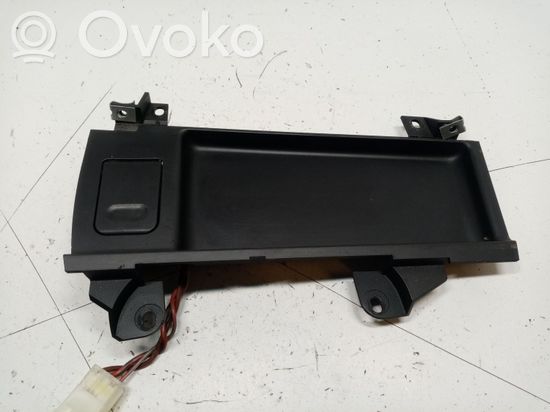 BMW 5 E39 Glove box central console 51168159694
