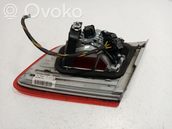 BMW 3 E92 E93 Tailgate rear/tail lights 7162299 63217162299