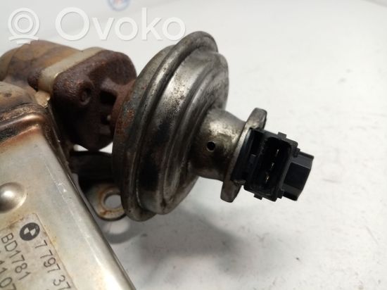 BMW 3 E92 E93 EGR valve cooler 7797371 11717797371