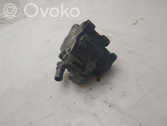 Audi A4 S4 B5 8D Power steering pump 8D0145156FX