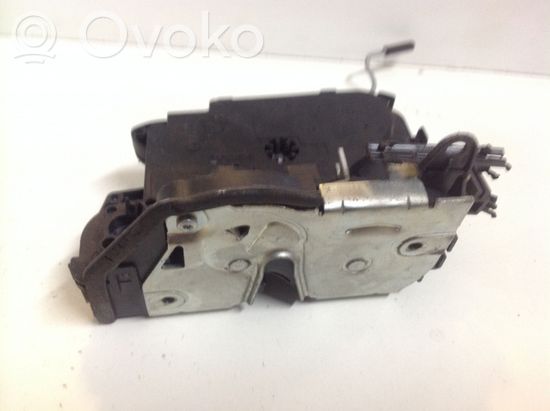 BMW 3 E90 E91 Rear door lock 7060296