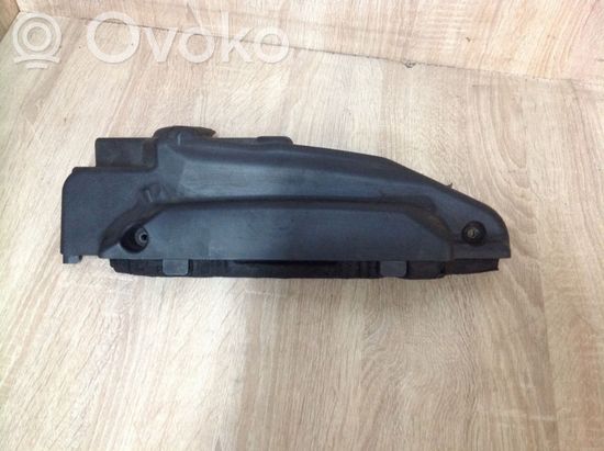 BMW 5 E60 E61 Engine cover (trim) 7788918 14011810
