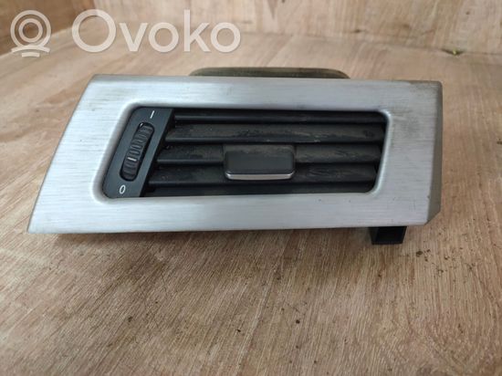 BMW 5 E60 E61 Cabin air duct channel 6949303