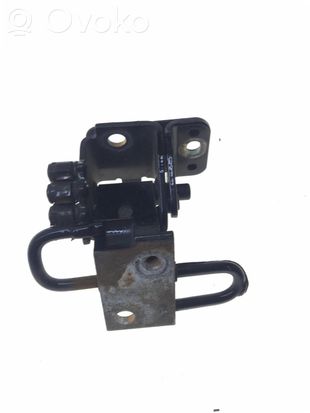 Audi A6 S6 C6 4F Front door lower hinge 8E0831411E 8E0831411 8E0831411