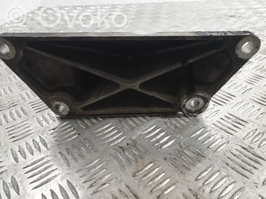 BMW X3 E83 Engine mounting bracket 3415180