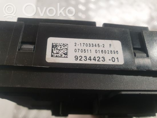 BMW 5 E60 E61 Fuse box set 9234423