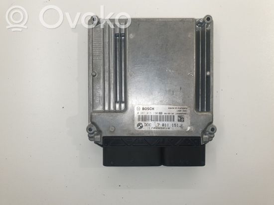 BMW 5 E60 E61 Engine control unit/module 7811151 0281015130