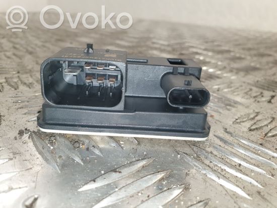 BMW 3 E90 E91 Glow plug pre-heat relay 8519472