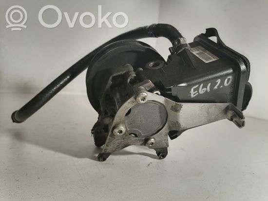 BMW 5 E60 E61 Power steering pump 7693974 7787106