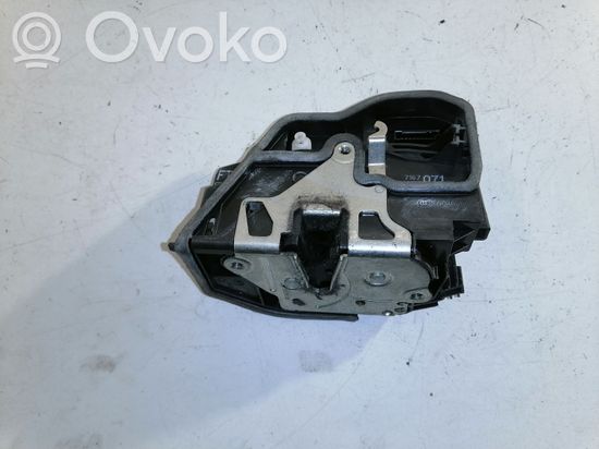 BMW 5 E60 E61 Rear door lock 7167071