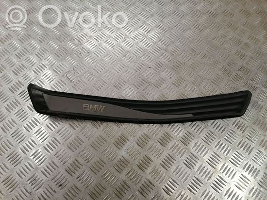BMW 5 E60 E61 Front sill trim cover 7034305