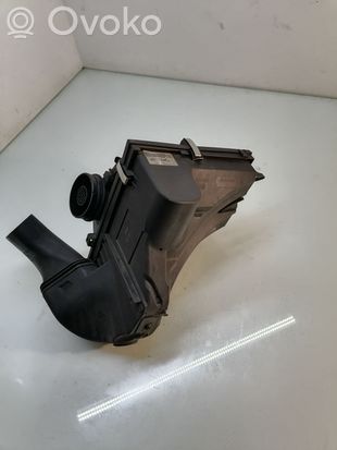 BMW 3 E90 E91 Air filter box 7797460